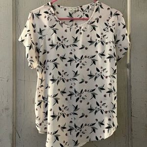 Floral print blouse, Lily White Size M
